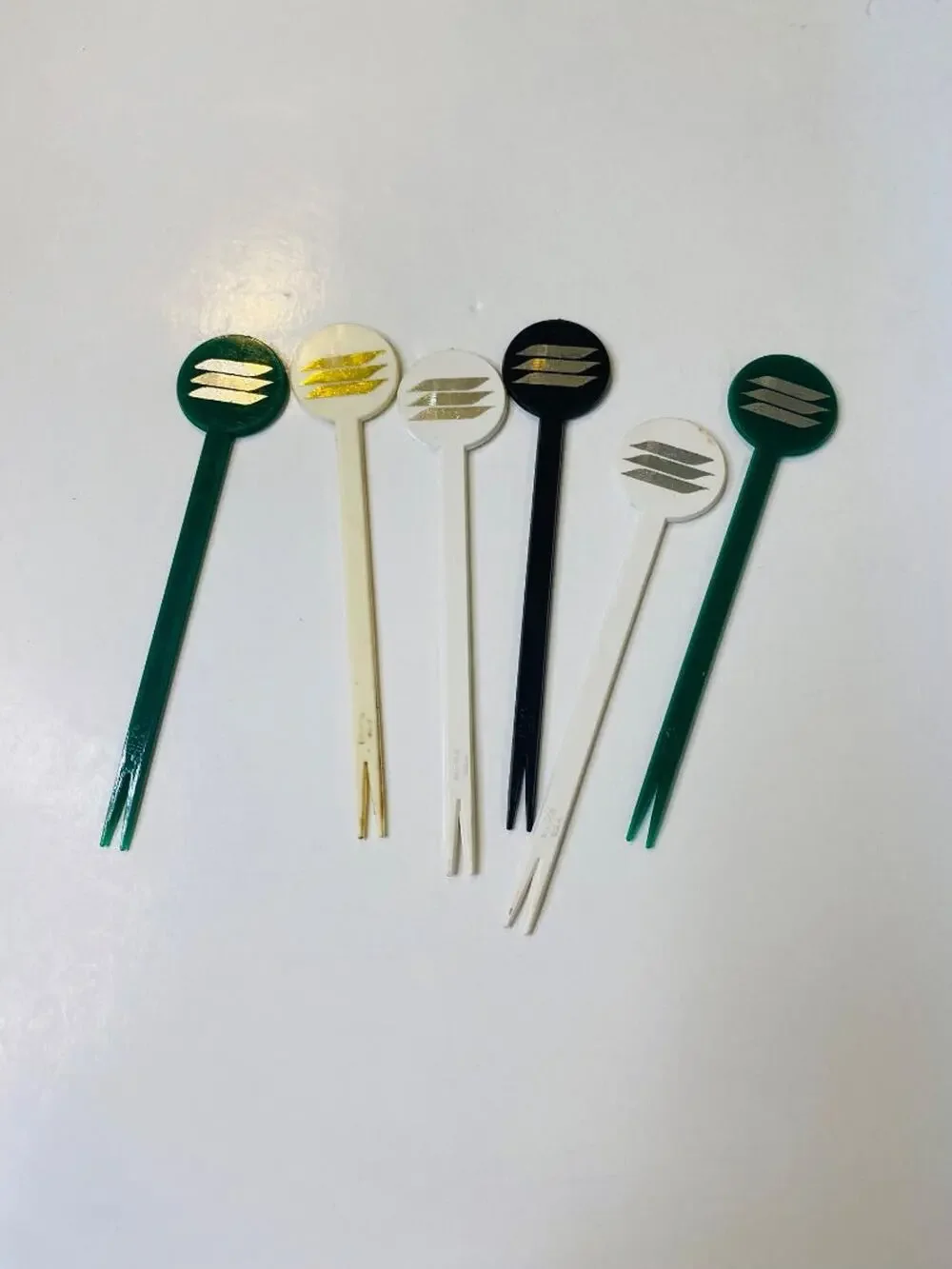 Lot of 6 Vintage Plastic Cocktail Forks 4
